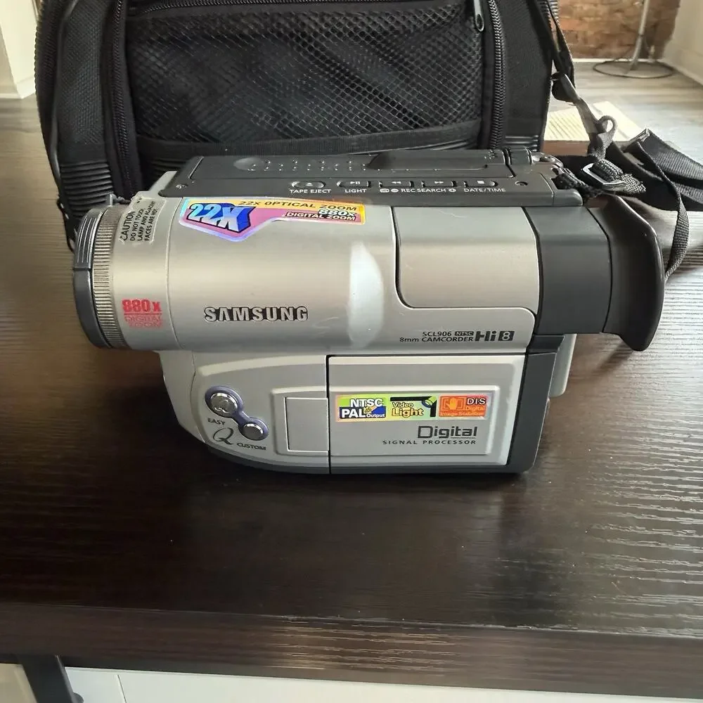 Samsung SCL906 Hi8 8mm Camcorder Video Transfer Tested Battery & Tape BUNDLED